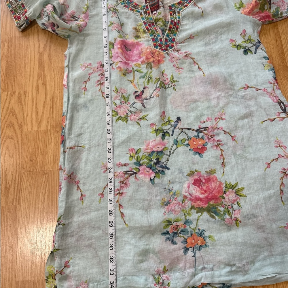 Johnny Was Floral Embroidered Ramie Tunic Top Boho Size M - Picture 9 of 9